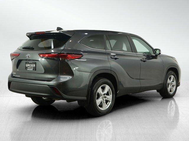 used 2023 Toyota Highlander car, priced at $33,499