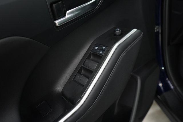 used 2021 Toyota Highlander car, priced at $36,399