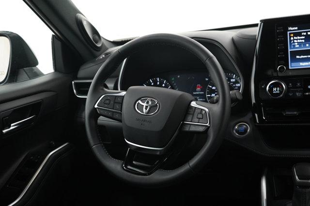 used 2021 Toyota Highlander car, priced at $36,399