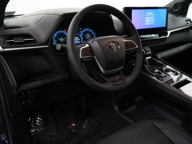 used 2025 Toyota Sienna car, priced at $62,998