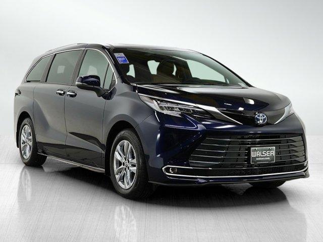 used 2025 Toyota Sienna car, priced at $62,998