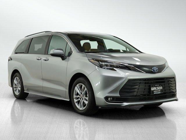 used 2025 Toyota Sienna car, priced at $53,399
