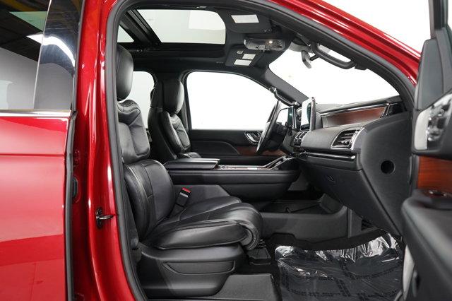 used 2020 Lincoln Navigator car, priced at $40,998