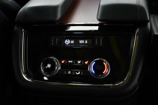 used 2020 Lincoln Navigator car, priced at $40,998