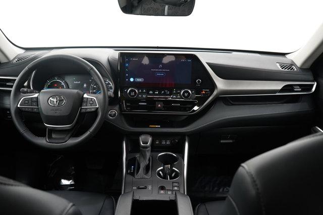 used 2024 Toyota Highlander Hybrid car, priced at $51,998