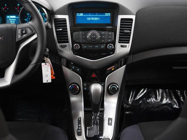 used 2014 Chevrolet Cruze car, priced at $9,397