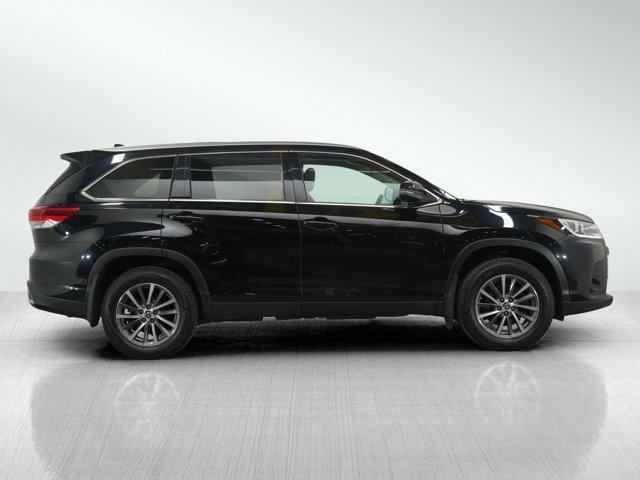 used 2019 Toyota Highlander car, priced at $29,998