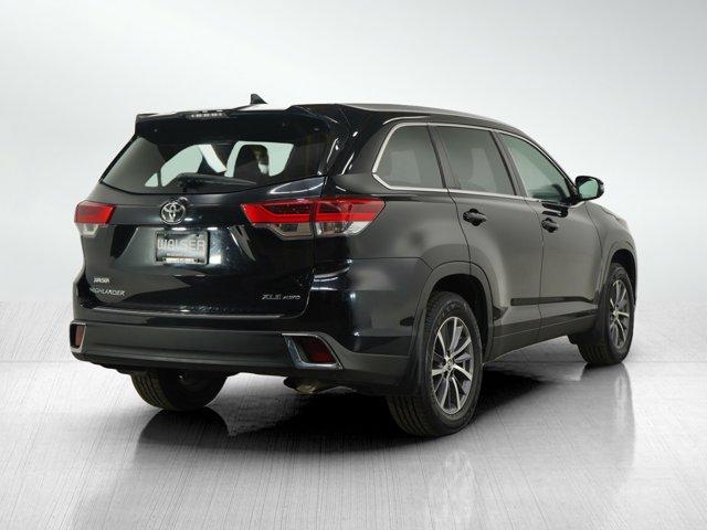 used 2019 Toyota Highlander car, priced at $29,998