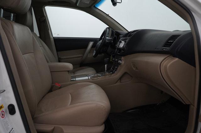 used 2013 Toyota Highlander car, priced at $17,397