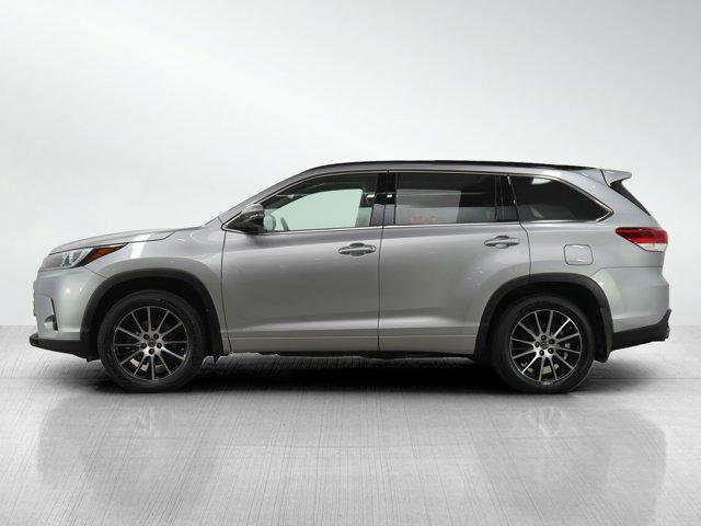 used 2018 Toyota Highlander car, priced at $21,997