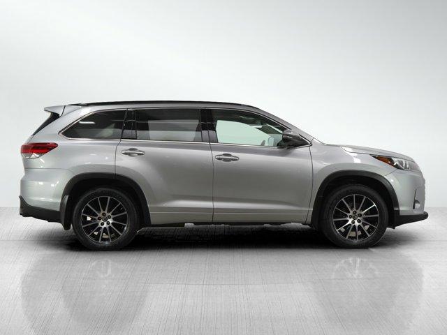 used 2018 Toyota Highlander car, priced at $21,997