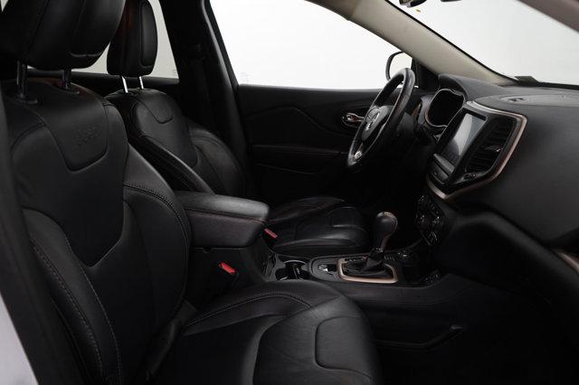 used 2016 Jeep Cherokee car, priced at $13,497