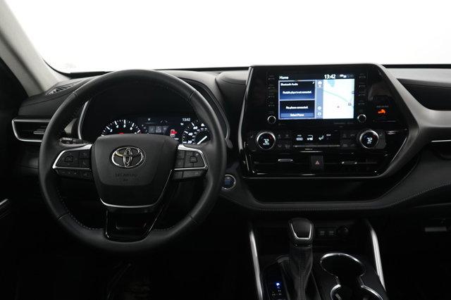 used 2021 Toyota Highlander car, priced at $37,699