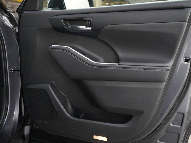 used 2024 Toyota Highlander car, priced at $42,799