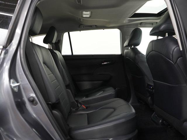 used 2024 Toyota Highlander car, priced at $42,799