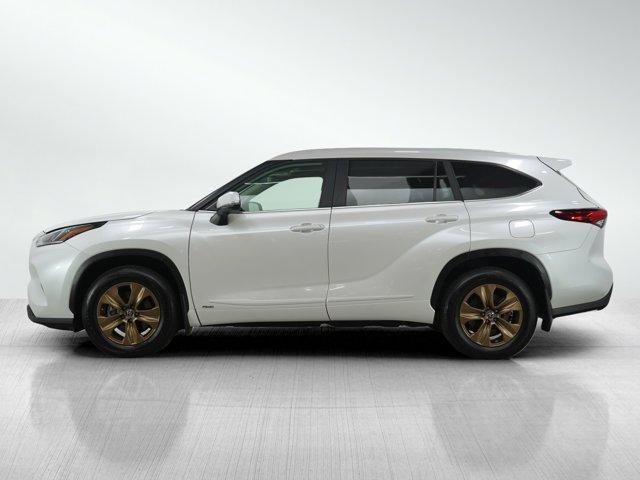 used 2023 Toyota Highlander Hybrid car, priced at $42,998