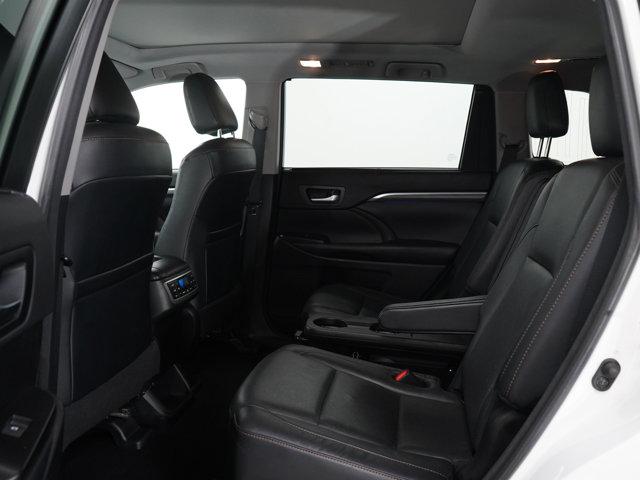 used 2018 Toyota Highlander car, priced at $26,998