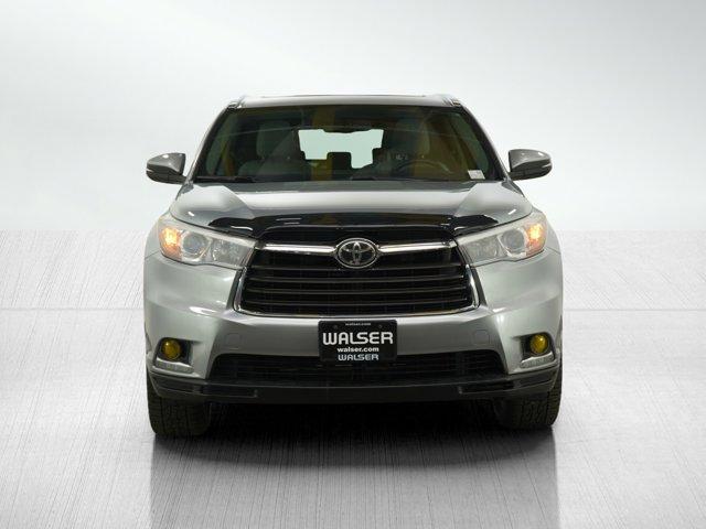 used 2014 Toyota Highlander car, priced at $17,997