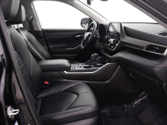 used 2021 Toyota Highlander car, priced at $29,998
