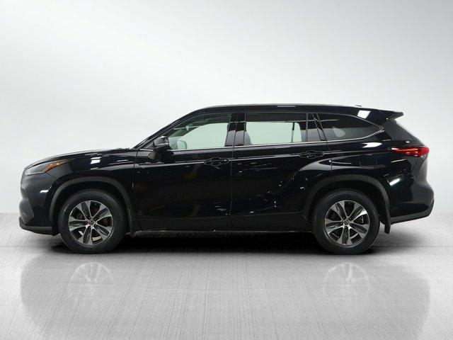 used 2021 Toyota Highlander car, priced at $29,998