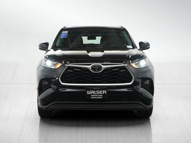 used 2021 Toyota Highlander car, priced at $29,998
