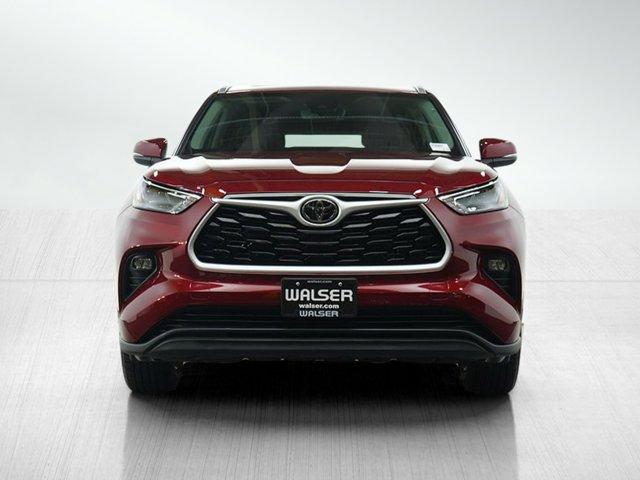 used 2025 Toyota Highlander Hybrid car, priced at $49,998