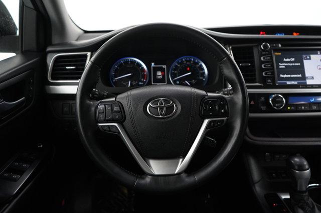 used 2019 Toyota Highlander car, priced at $29,998
