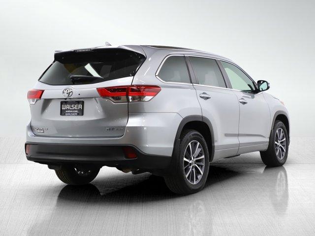 used 2017 Toyota Highlander car, priced at $27,299