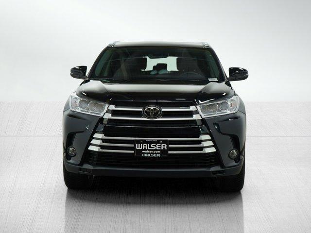 used 2019 Toyota Highlander car, priced at $30,998