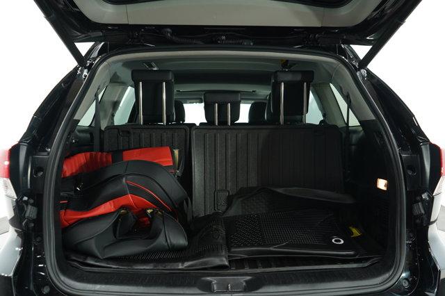 used 2019 Toyota Highlander car, priced at $30,998
