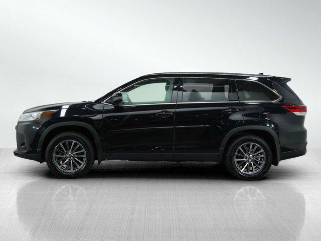 used 2019 Toyota Highlander car, priced at $30,998