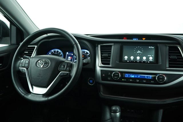 used 2019 Toyota Highlander car, priced at $30,998