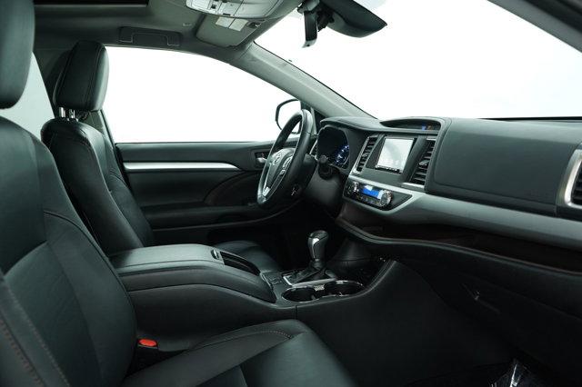 used 2019 Toyota Highlander car, priced at $30,998