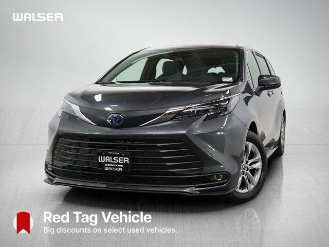 used 2025 Toyota Sienna car, priced at $49,998