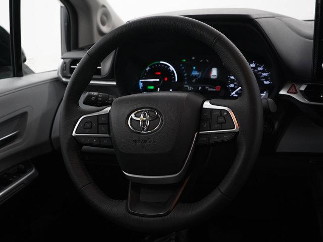 used 2025 Toyota Sienna car, priced at $49,998
