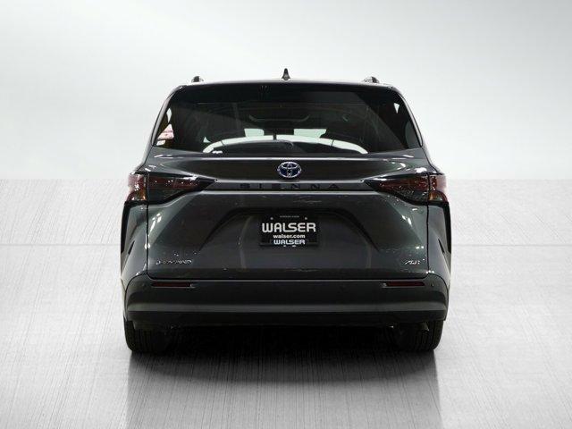 used 2025 Toyota Sienna car, priced at $49,998