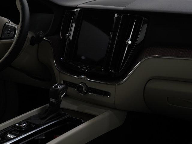 used 2021 Volvo XC60 car, priced at $27,998