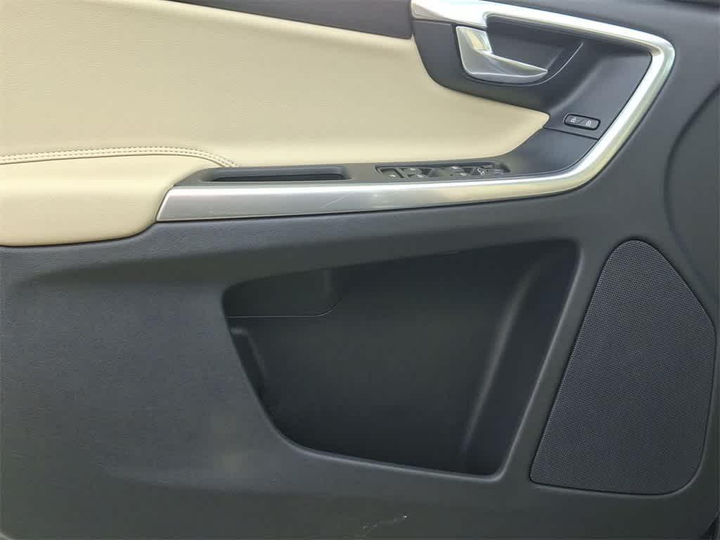 used 2017 Volvo XC60 car, priced at $14,777