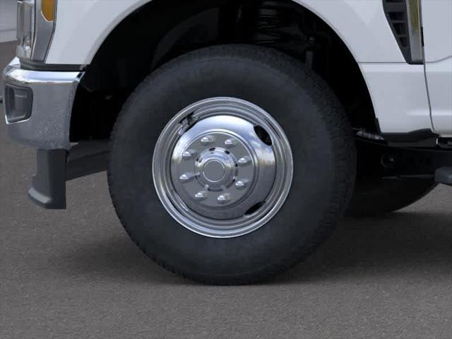 new 2025 Ford F-350 car, priced at $60,620
