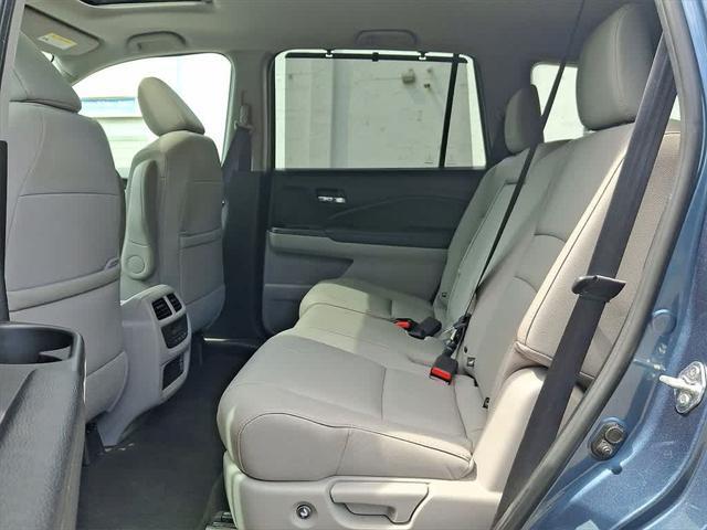 used 2022 Honda Pilot car, priced at $28,500