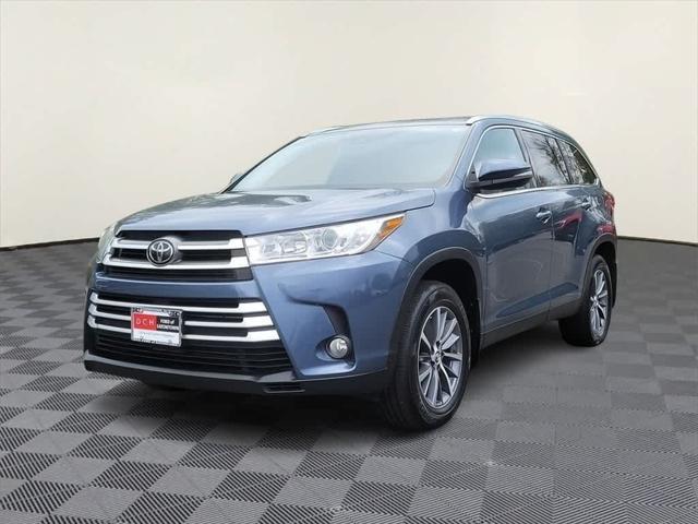 used 2019 Toyota Highlander car, priced at $26,588