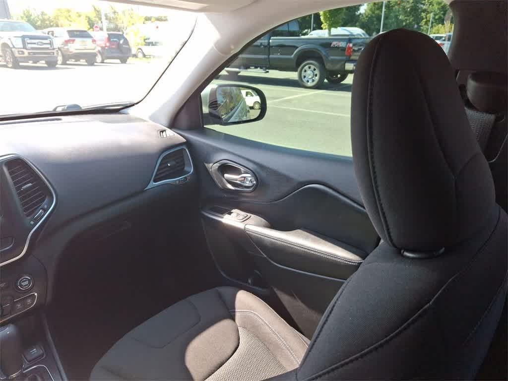 used 2020 Jeep Cherokee car, priced at $14,350