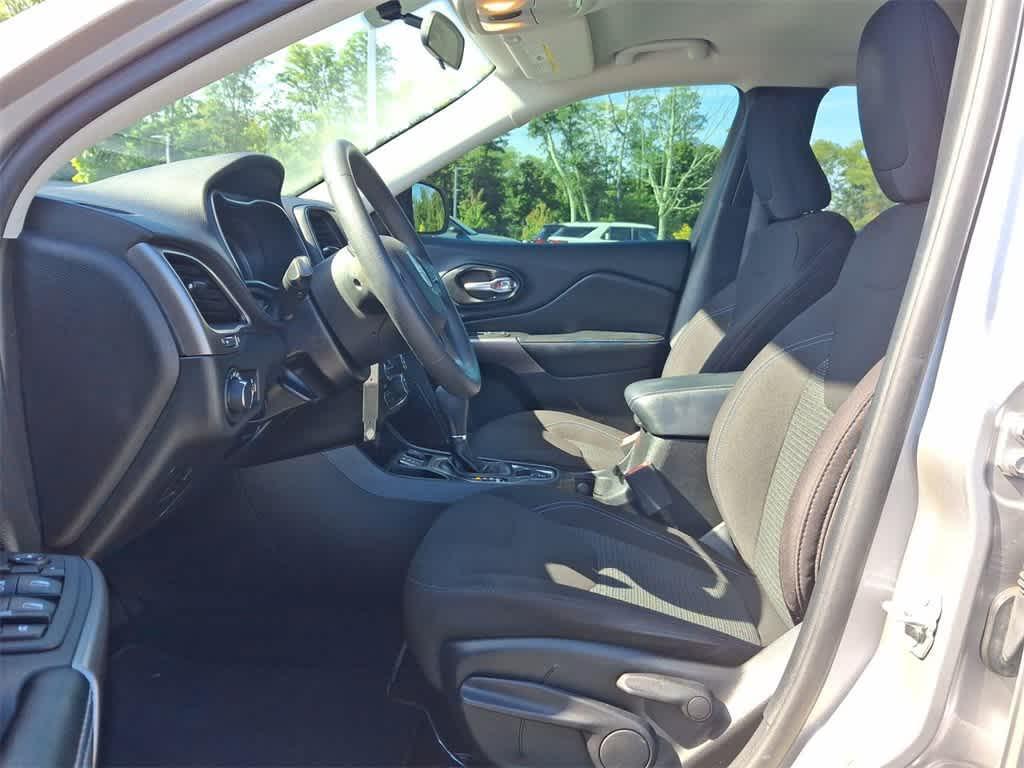 used 2020 Jeep Cherokee car, priced at $14,350