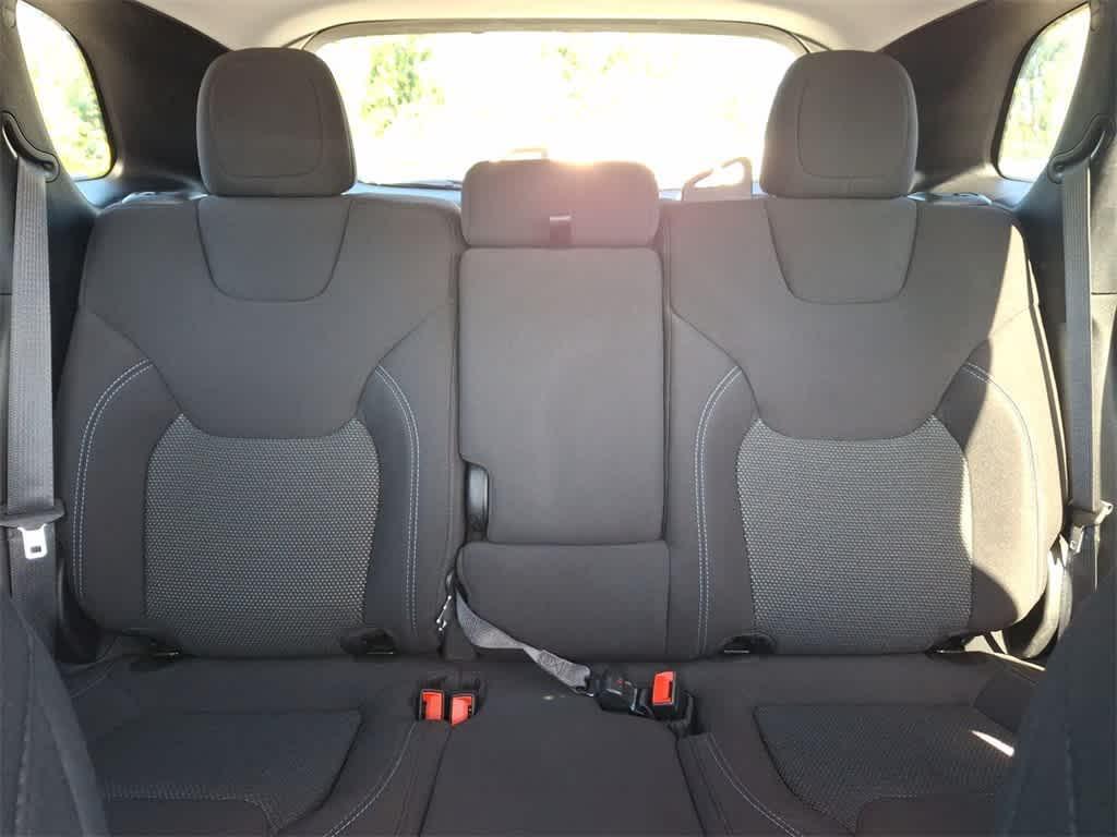 used 2020 Jeep Cherokee car, priced at $14,350