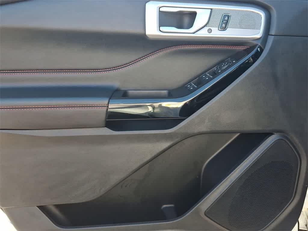 used 2022 Ford Explorer car, priced at $33,777