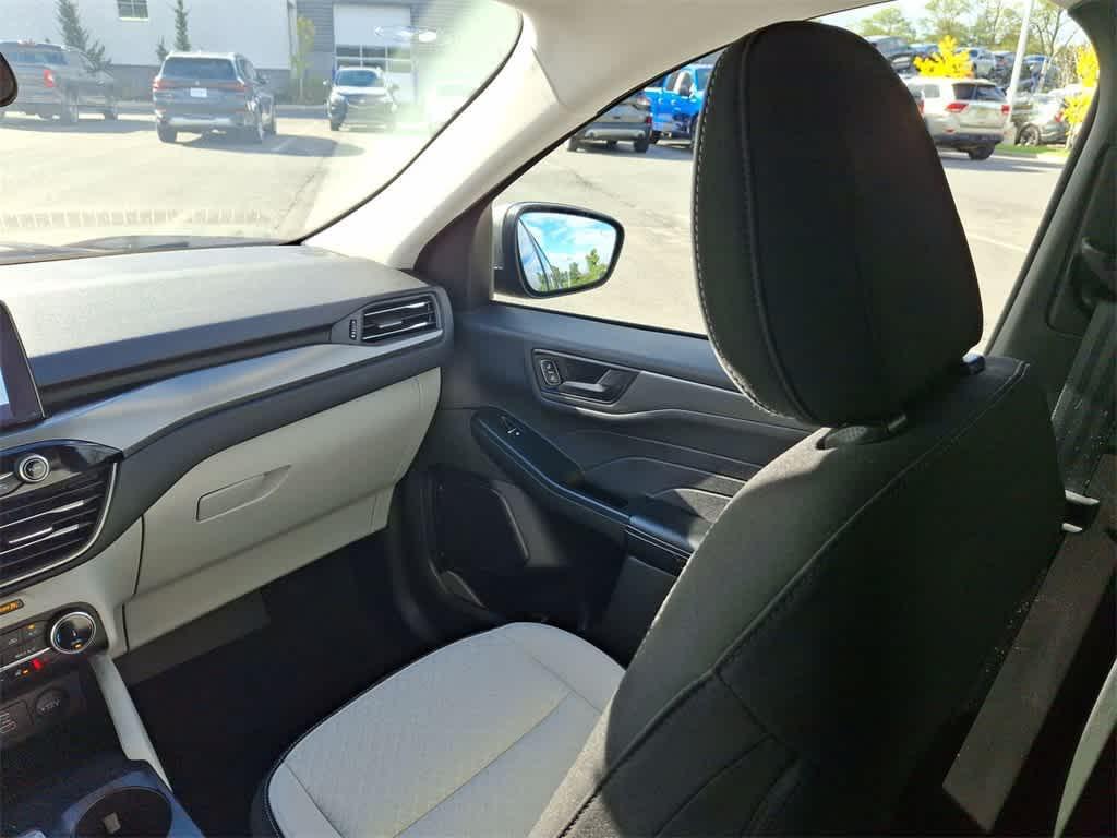 used 2023 Ford Escape car, priced at $21,620