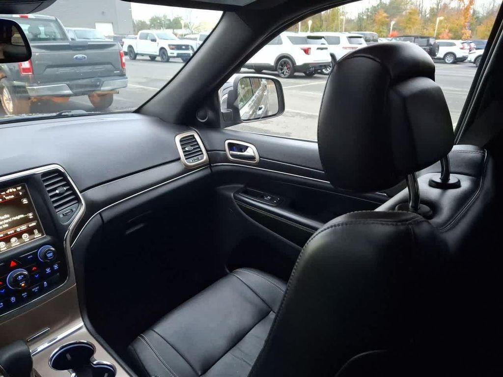 used 2016 Jeep Grand Cherokee car, priced at $12,995