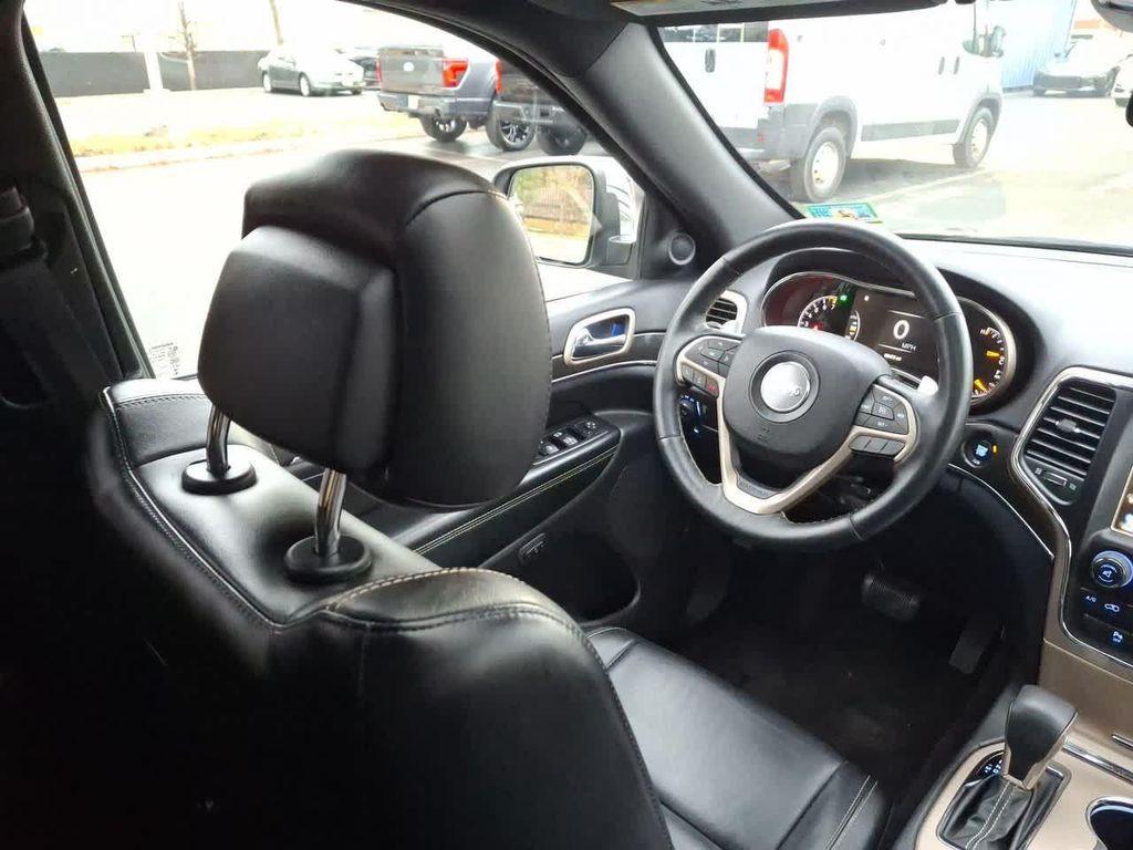 used 2016 Jeep Grand Cherokee car, priced at $12,995
