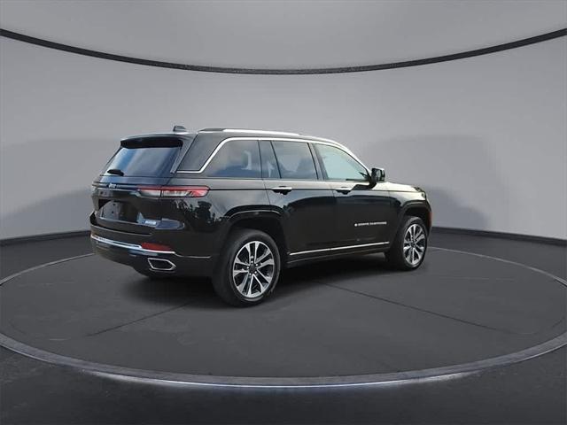 used 2022 Jeep Grand Cherokee car, priced at $27,990