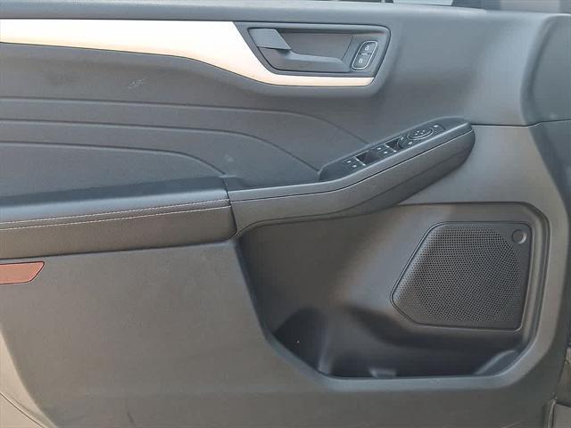 used 2022 Ford Escape car, priced at $19,515